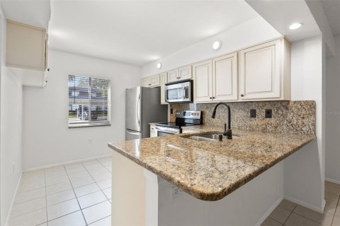 Condominio en venta en Oldsmar, Florida, 2 dormitorios, 97.83 m2 № 1901861 - foto 8
