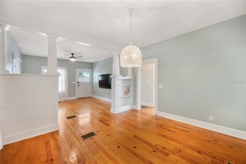 Casa en venta en Lakeland, Florida, 2 dormitorios, 96.62 m2 № 2221337 - foto 9