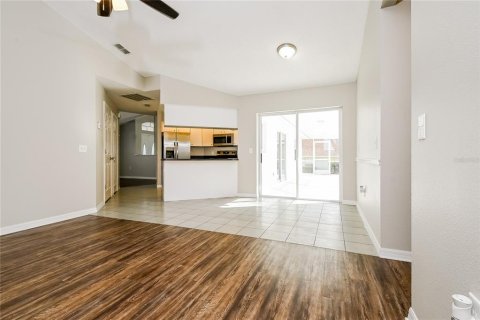 House in Lakeland, Florida 3 bedrooms, 168.62 sq.m. № 1909687 - photo 4