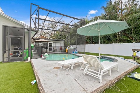 Casa en venta en Tampa, Florida, 4 dormitorios, 252.6 m2 № 1442866 - foto 12
