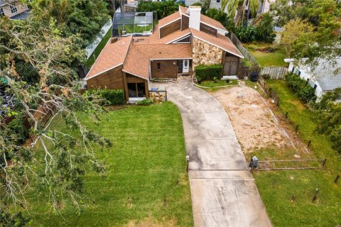 Casa en venta en Tampa, Florida, 4 dormitorios, 252.6 m2 № 1442866 - foto 4