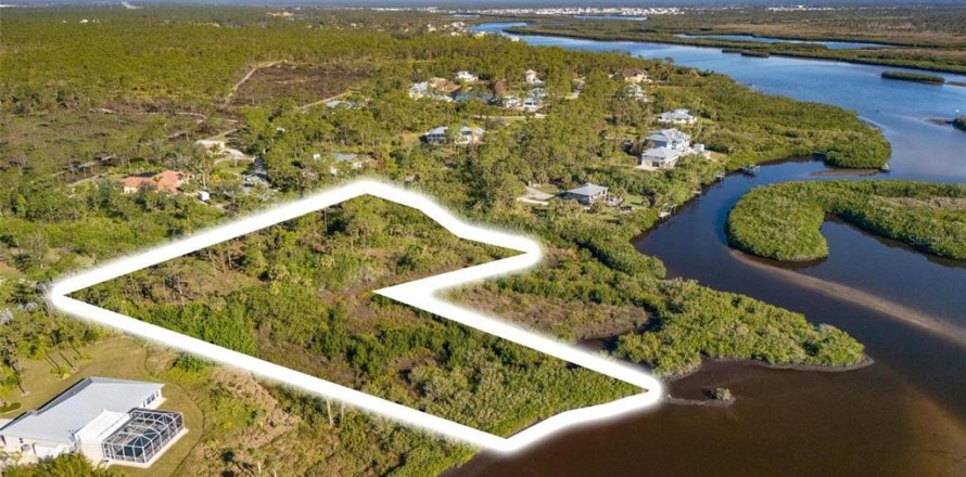 Land in Venice, Florida № 1724048