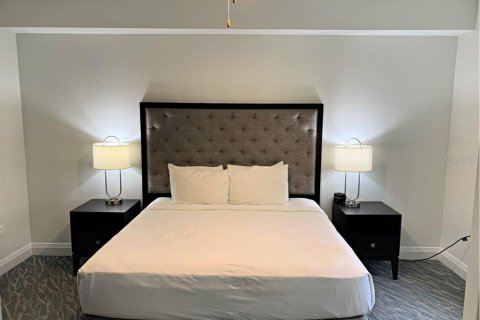 Condo in Winter Garden, Florida, 2 bedrooms № 2210028 - photo 16