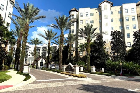 Condo in Winter Garden, Florida, 2 bedrooms № 2210028 - photo 24