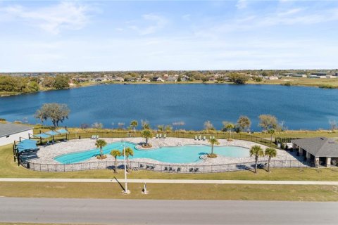 Villa ou maison à vendre à Winter Haven, Floride: 5 chambres, 196.21 m2 № 2416936 - photo 12