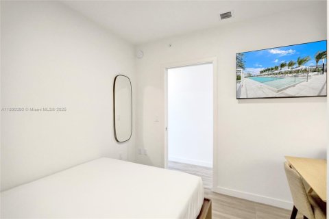 Condo in Miami Beach, Florida, 1 bedroom  № 1953362 - photo 3