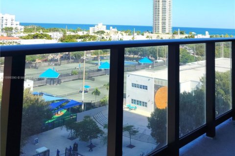 Купить кондоминиум в Майами-Бич, Флорида 1 спальня, № 1953362 - фото 14