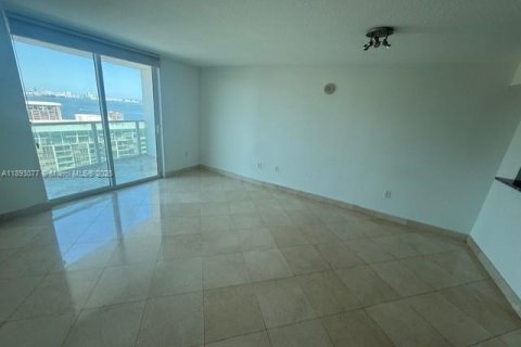 Снять в аренду кондоминиум в Пемброк-Пайнс, Флорида 2 спальни, 104.98м2, № 1948260 - фото 8