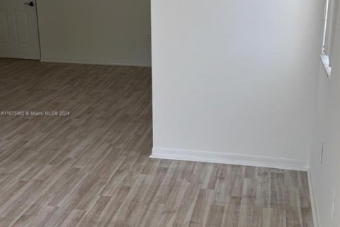 Купить кондоминиум в Дорал, Флорида 1 спальня, 69.03м2, № 1929551 - фото 6