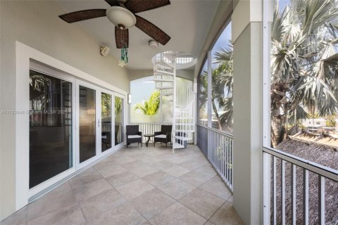 House in Key Largo, Florida 4 bedrooms, 297.1 sq.m. № 1863520 - photo 27