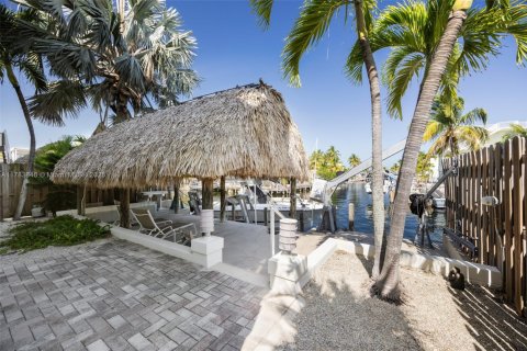 House in Key Largo, Florida 4 bedrooms, 297.1 sq.m. № 1863520 - photo 4