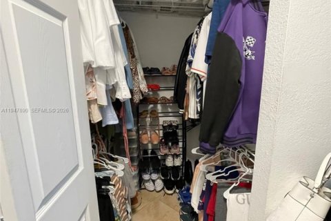 Снять в аренду кондоминиум в Майами, Флорида 2 спальни, 81.48м2, № 2005049 - фото 14