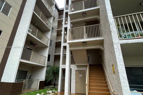 Снять в аренду кондоминиум в Майами, Флорида 2 спальни, 81.48м2, № 2005049 - фото 3