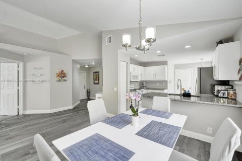 Villa ou maison à vendre à Davie, Floride: 3 chambres, 122.45 m2 № 1933579 - photo 14
