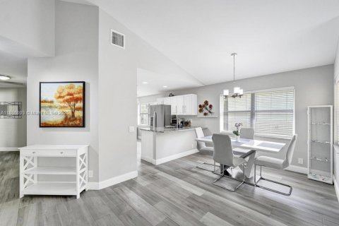 Villa ou maison à vendre à Davie, Floride: 3 chambres, 122.45 m2 № 1933579 - photo 5