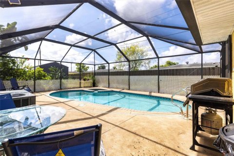 House in Lehigh Acres, Florida 3 bedrooms, 102.56 sq.m. № 1761237 - photo 29