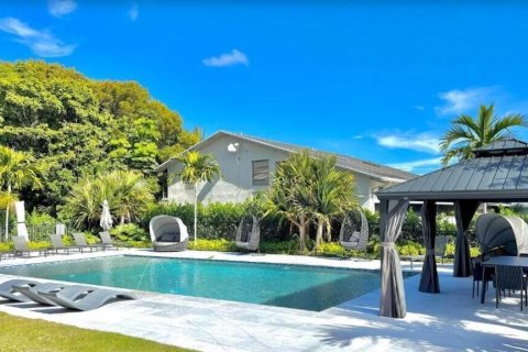 Townhouse in Boca Raton, Florida 3 bedrooms, 1847.83 sq.m. № 2399997