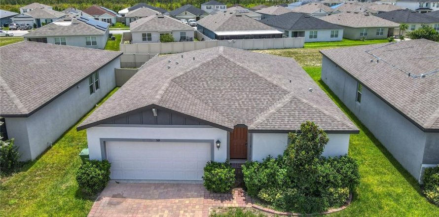 Villa ou maison à Winter Haven, Floride 3 chambres, 139.91 m2 № 1825321