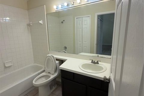 Condominio en alquiler en Orlando, Florida, 2 dormitorios, 94.11 m2 № 2341797 - foto 13