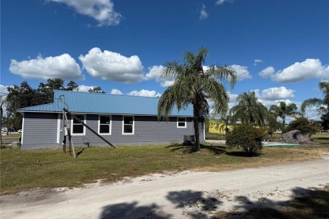 House in Arcadia, Florida 3 bedrooms, 99.41 sq.m. № 2155791 - photo 4