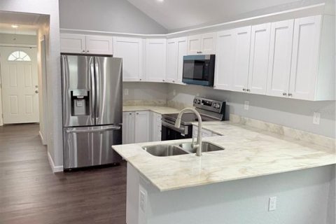 House in Arcadia, Florida 3 bedrooms, 99.41 sq.m. № 2155791 - photo 9
