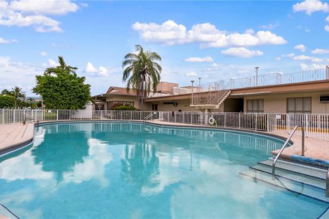 Condo in Miami, Florida, 1 bedroom  № 2170106