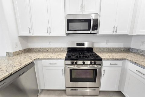 Townhouse in Lakewood Ranch, Florida 3 bedrooms, 178.84 sq.m. № 1879517 - photo 8