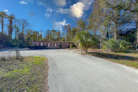 Commercial property in Homosassa, Florida 128.21 sq.m. № 2211842
