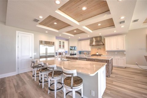 House in Indian Shores, Florida 4 bedrooms, 417.13 sq.m. № 1517023 - photo 17