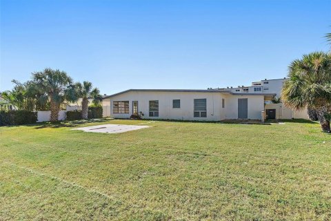 House in North Redington Beach, Florida 2 bedrooms, 134.15 sq.m. № 1724141 - photo 13