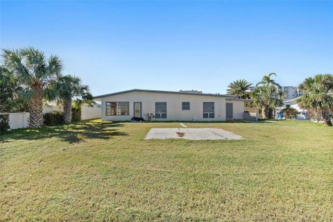House in North Redington Beach, Florida 2 bedrooms, 134.15 sq.m. № 1724141 - photo 12