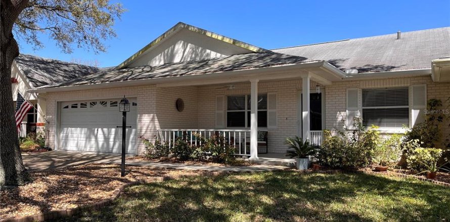 Villa ou maison à Ocala, Floride 2 chambres, 175.59 m2 № 1724540