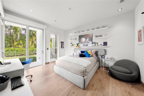 House in Pinecrest, Florida 7 bedrooms, 607.67 sq.m. № 1997552 - photo 30