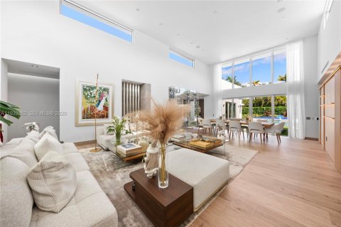 House in Pinecrest, Florida 7 bedrooms, 607.67 sq.m. № 1997552 - photo 6