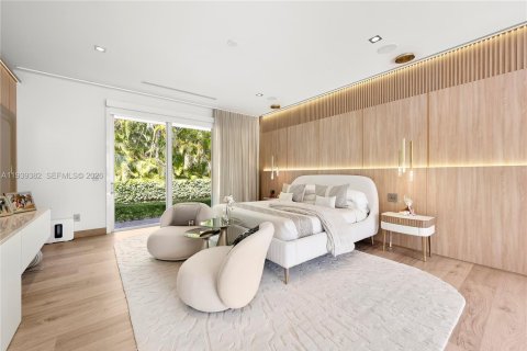 House in Pinecrest, Florida 7 bedrooms, 607.67 sq.m. № 1997552 - photo 16