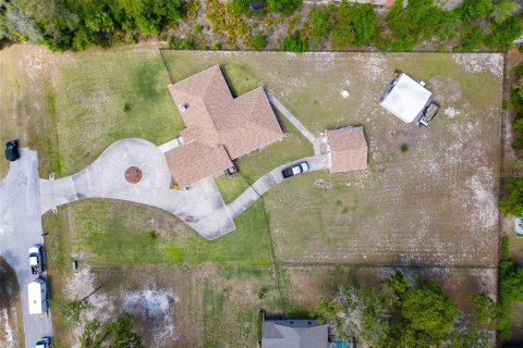 House in Ocala, Florida 3 bedrooms, 199.18 sq.m. № 2394420 - photo 7