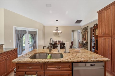 House in Ocala, Florida 3 bedrooms, 199.18 sq.m. № 2394420 - photo 21