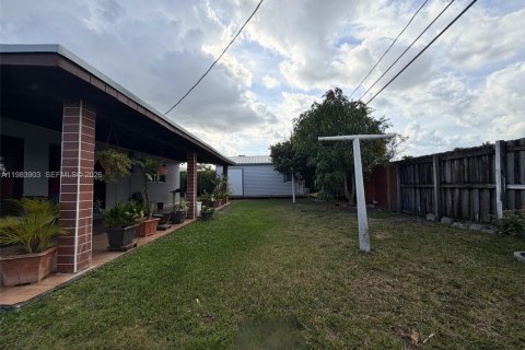 Снять в аренду коммерческую недвижимость в Майами, Флорида 18.58м2, № 2045446 - фото 21