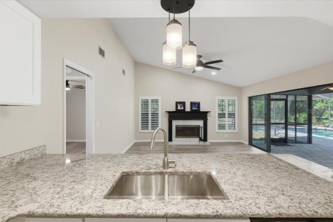 Casa en venta en Plant City, Florida, 4 dormitorios, 212.93 m2 № 2095879 - foto 7