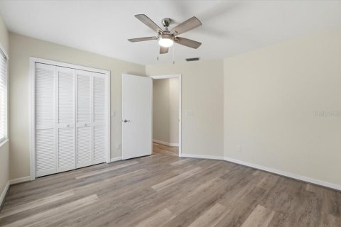 Casa en venta en Plant City, Florida, 4 dormitorios, 212.93 m2 № 2095879 - foto 23
