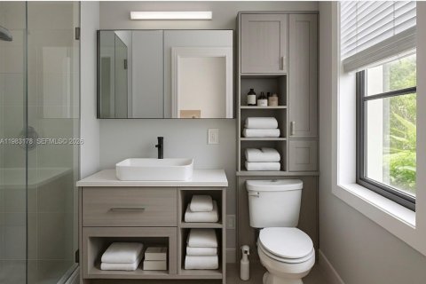 House in Surfside, Florida 4 bedrooms, 214.6 sq.m. № 2046843 - photo 4