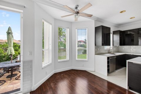 Villa ou maison à vendre à Coral Springs, Floride: 4 chambres, 200.58 m2 № 2077465 - photo 10