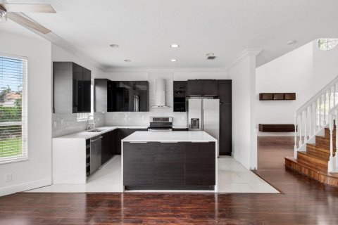 Villa ou maison à vendre à Coral Springs, Floride: 4 chambres, 200.58 m2 № 2077465 - photo 6