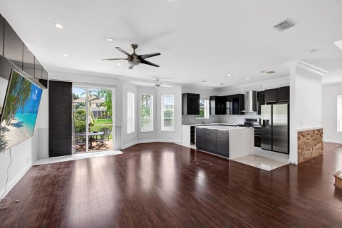 Villa ou maison à vendre à Coral Springs, Floride: 4 chambres, 200.58 m2 № 2077465 - photo 3