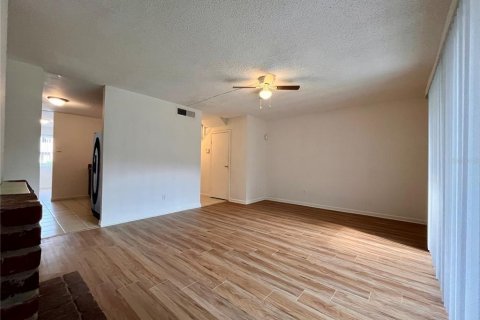 Condominio en venta en Orlando, Florida, 3 dormitorios, 130.53 m2 № 1376648 - foto 13