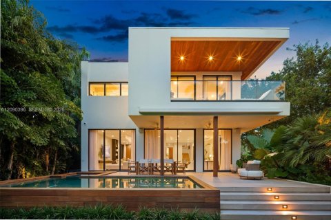 Villa ou maison à Miami Beach, Floride 4 chambres, 336.58 m2 № 2387089
