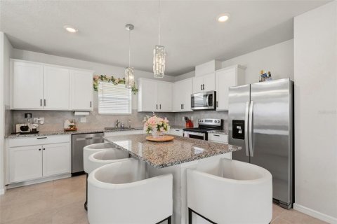 Купить виллу или дом в Клермон, Флорида 6 комнат, 202.25м2, № 2149758 - фото 13