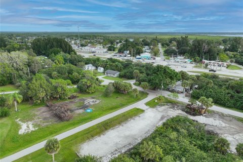 Commercial property in Port Charlotte, Florida 122.26 sq.m. № 214921 - photo 3