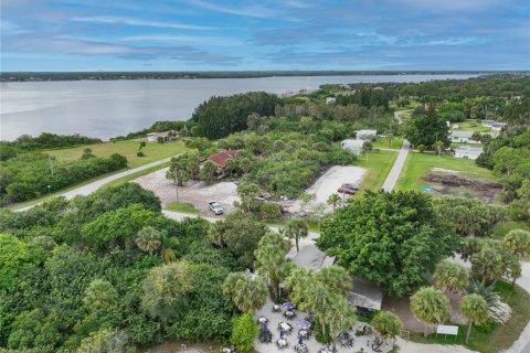 Commercial property in Port Charlotte, Florida 122.26 sq.m. № 214921 - photo 10