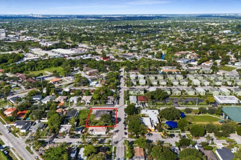 Propiedad comercial en venta en Fort Lauderdale, Florida № 2192720 - foto 4